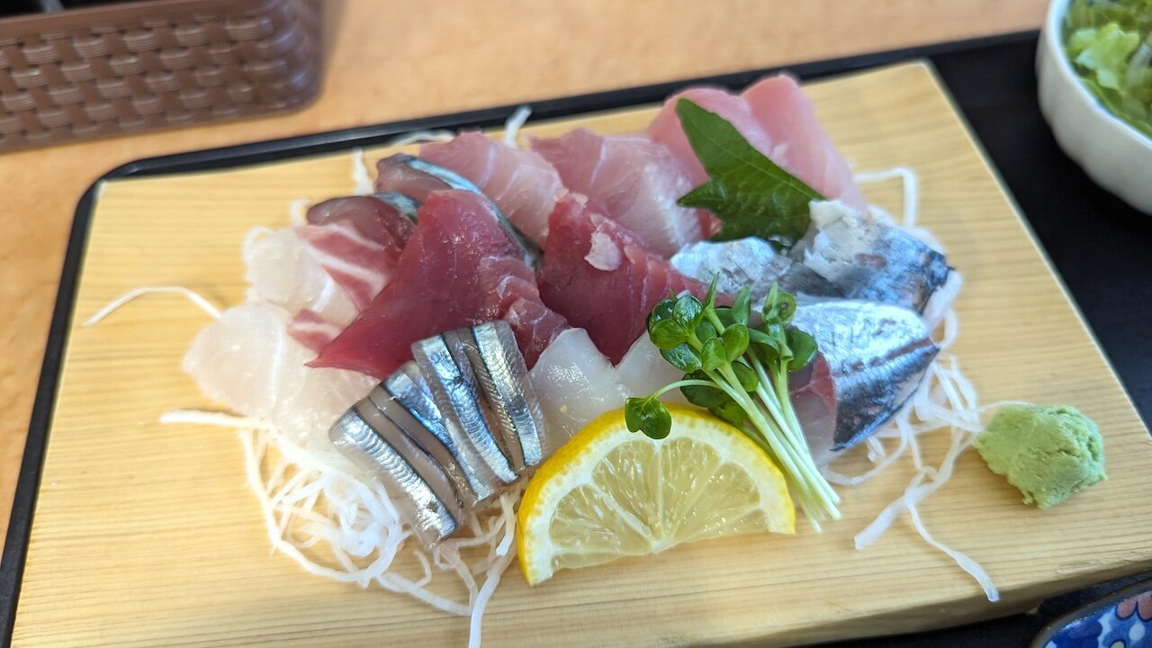 http://morning.tokyo-review.com/PXL_20231214_224821444.MP.jpg
