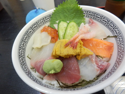 海鮮丼
