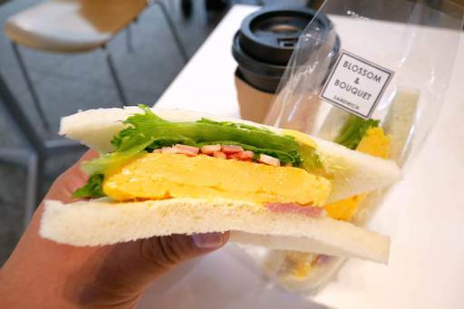 奥久慈卵の厚焼き卵とベーコンサンド