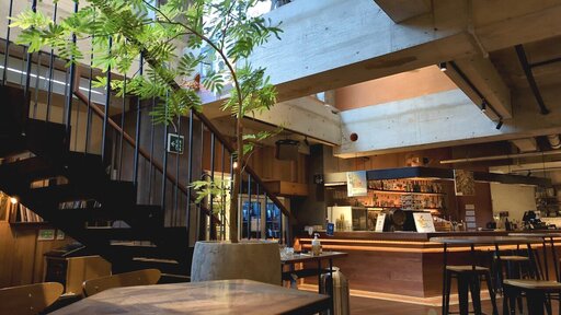 BERTH COFFEE店内