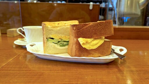 エッグサンド横から