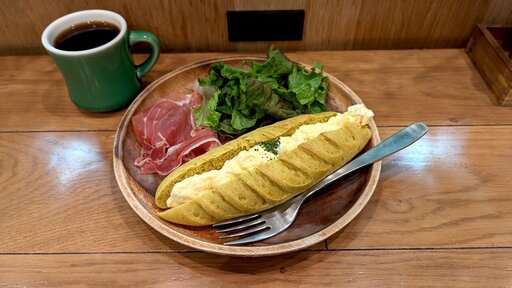 エッグサラダカレードッグ