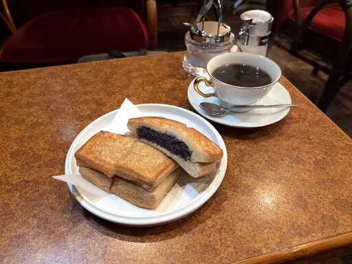 アンプレス