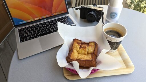 コーヒーとフレンチトースト