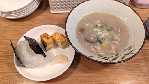 豚汁と卵焼き