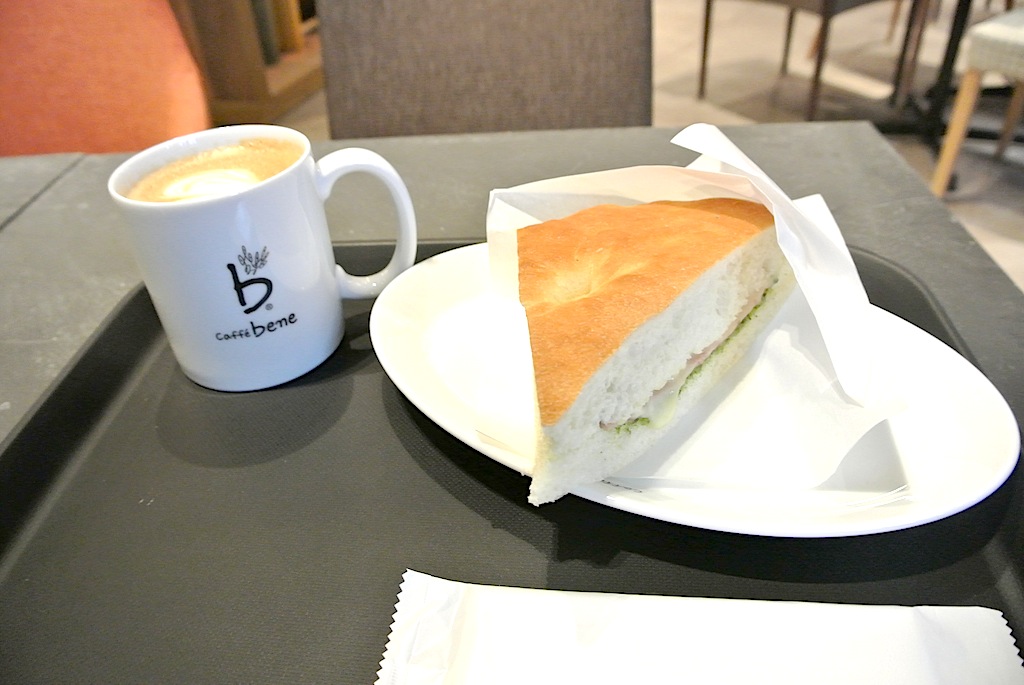 http://morning.tokyo-review.com/image/DSC_9227.JPG