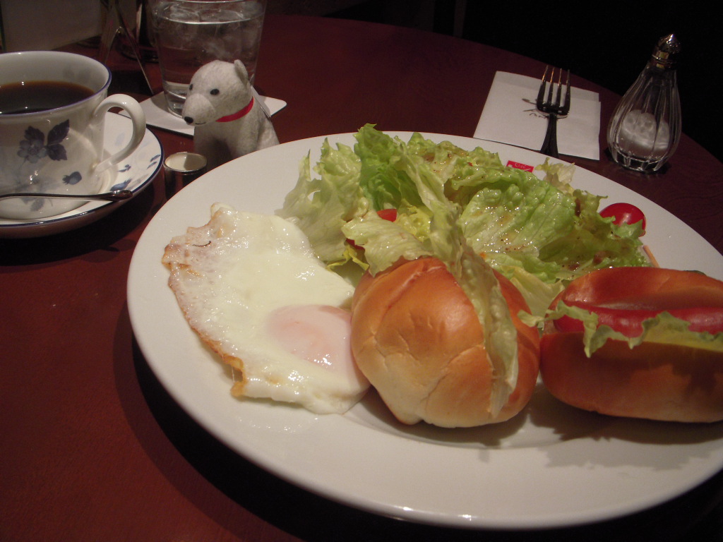 http://morning.tokyo-review.com/image2/DSCN9544.JPG