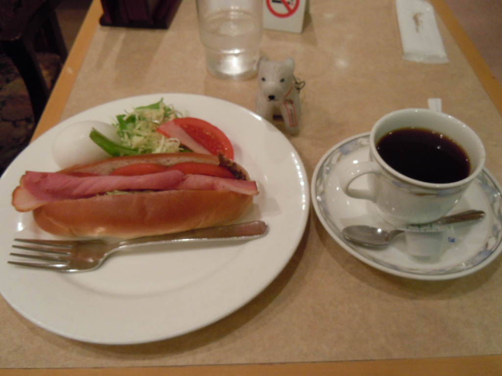 http://morning.tokyo-review.com/image3/DSCN2104.JPG