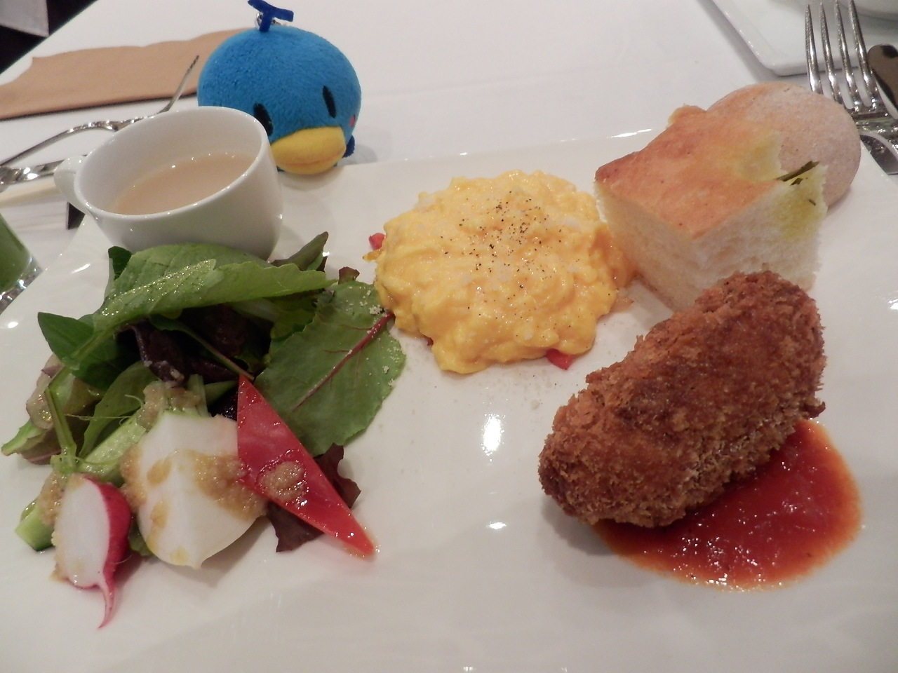 http://morning.tokyo-review.com/image3/P6130108.JPG