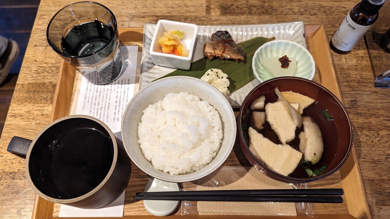 http://morning.tokyo-review.com/images/PXL_20230417_231512506.MP.jpg