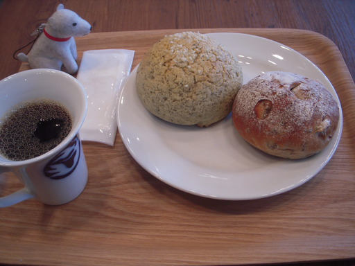 紅茶メロンパンとマロンパン
