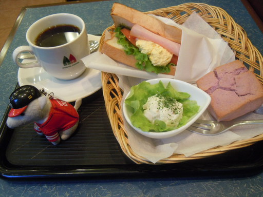 タマゴ＆バジルサンド