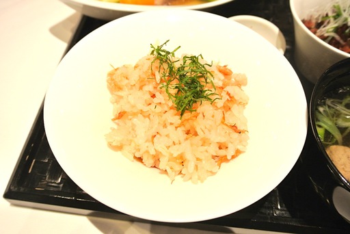 桜えびと塩麹のご飯
