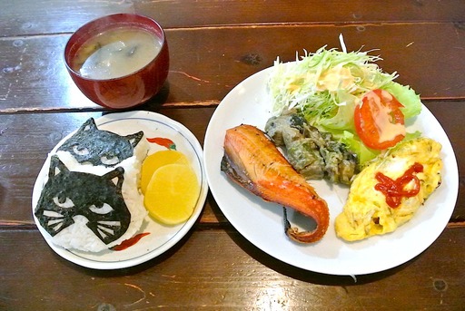 猫むすび御膳